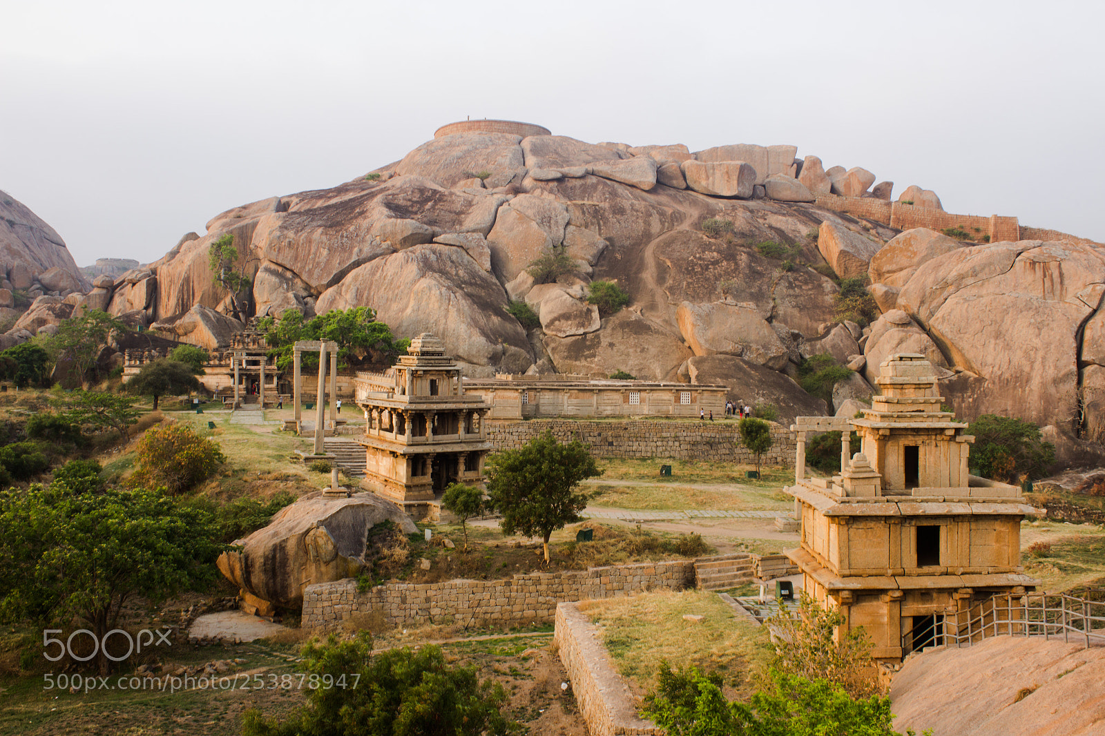 Canon EOS 600D (Rebel EOS T3i / EOS Kiss X5) sample photo. Rock fort photography