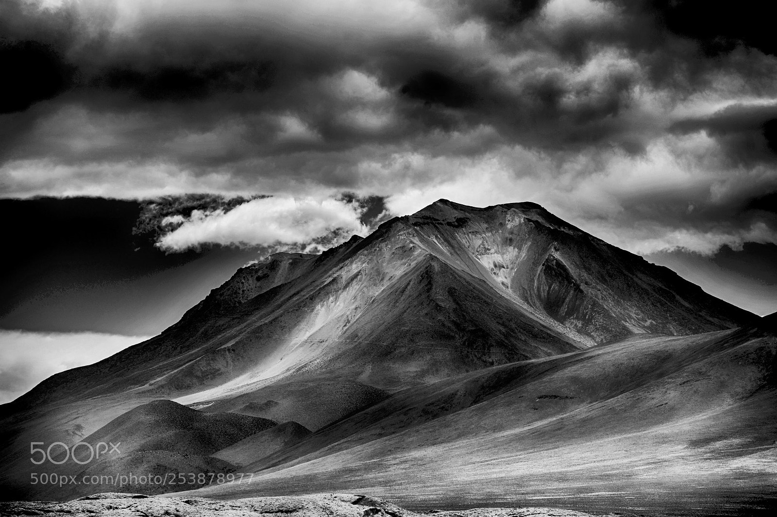 Nikon D700 sample photo. Bolivie volcan uturuncu photography
