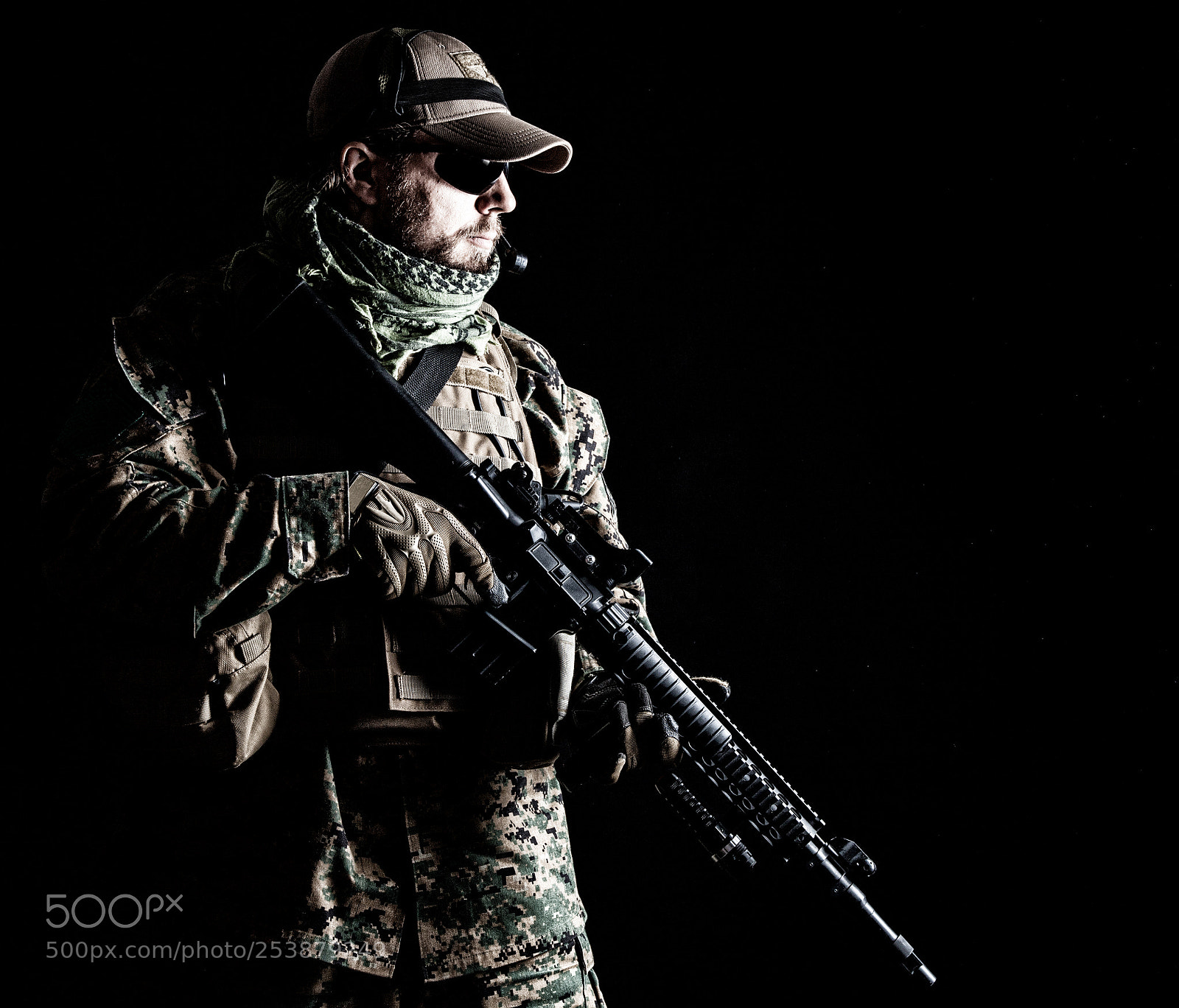 Canon EOS 5D Mark II sample photo. Us marine soldier photography