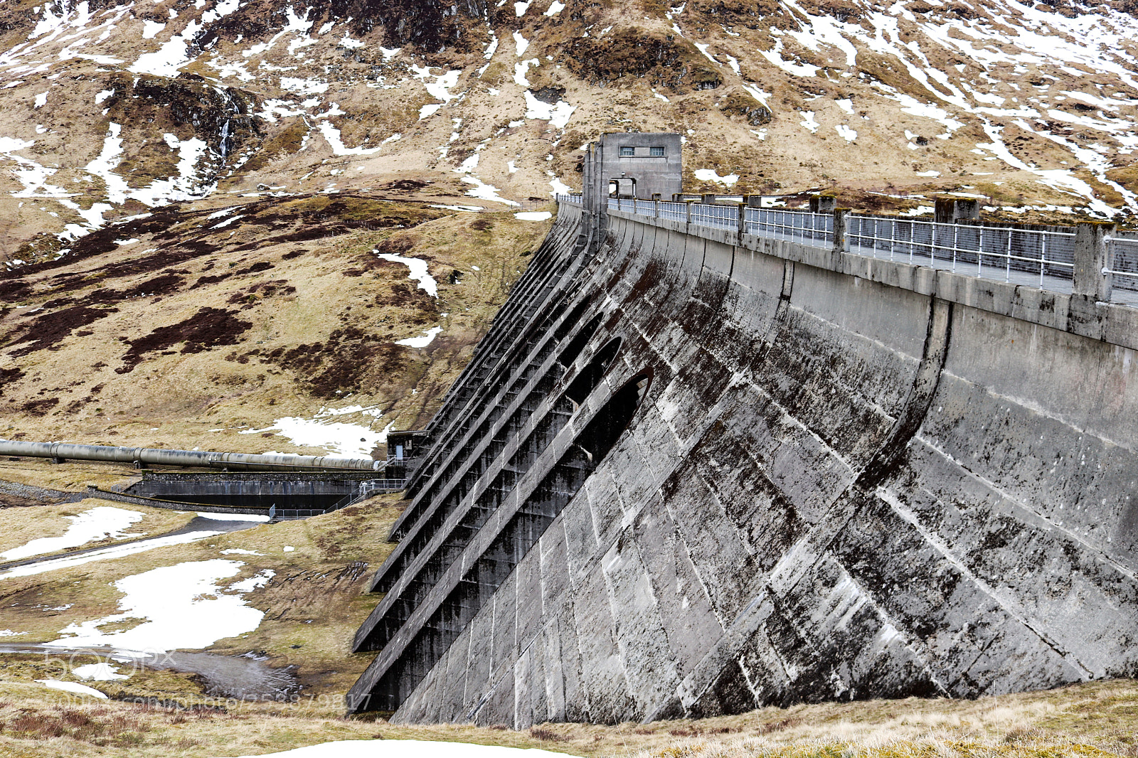 Canon EOS 77D (EOS 9000D / EOS 770D) sample photo. Water dam scotland photography