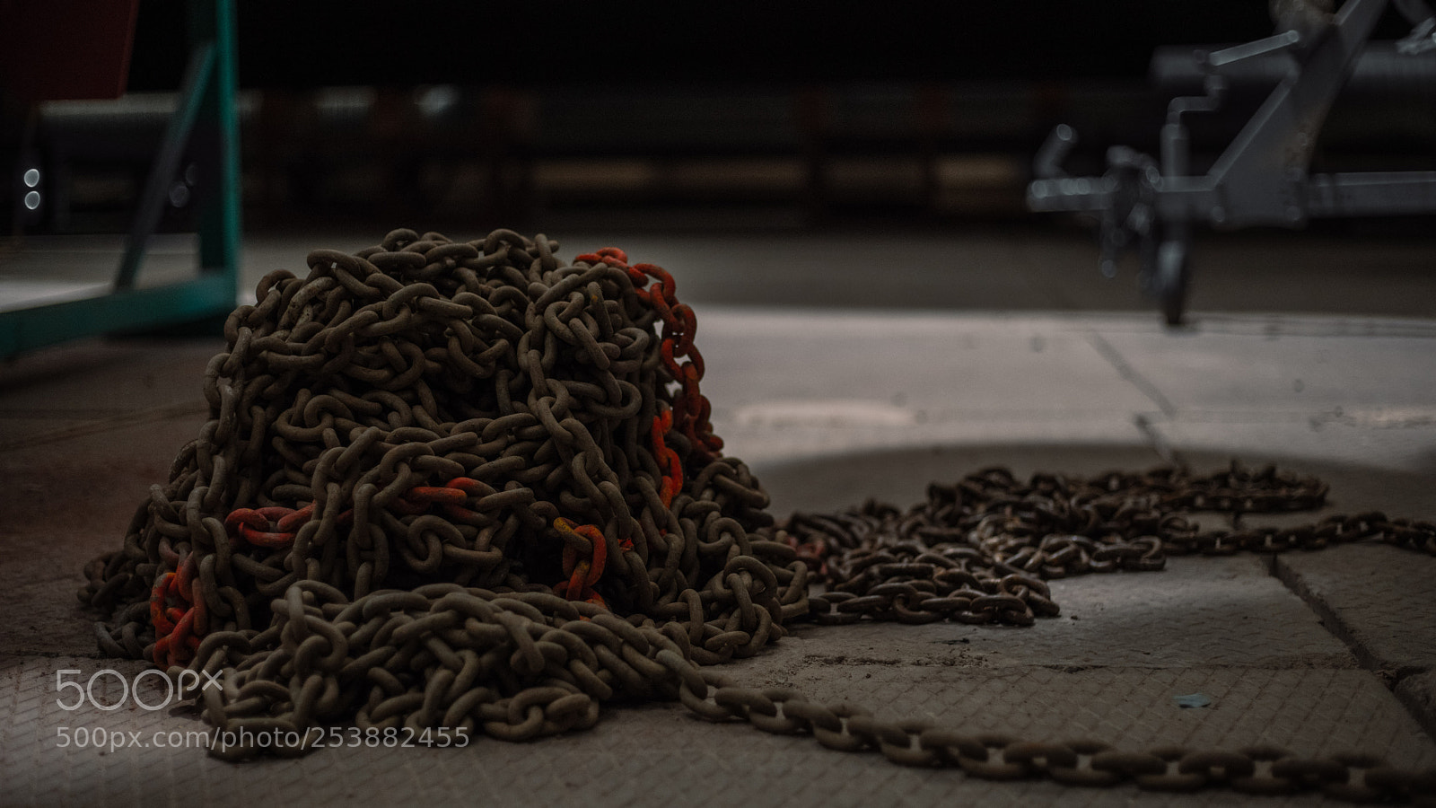 Sony a7R II sample photo. Chain photography