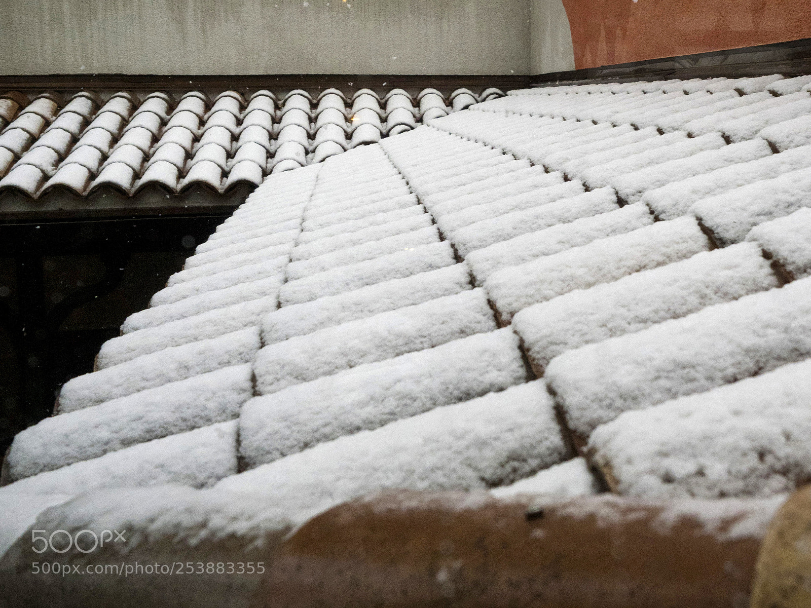 Olympus PEN-F sample photo. Snow roof photography