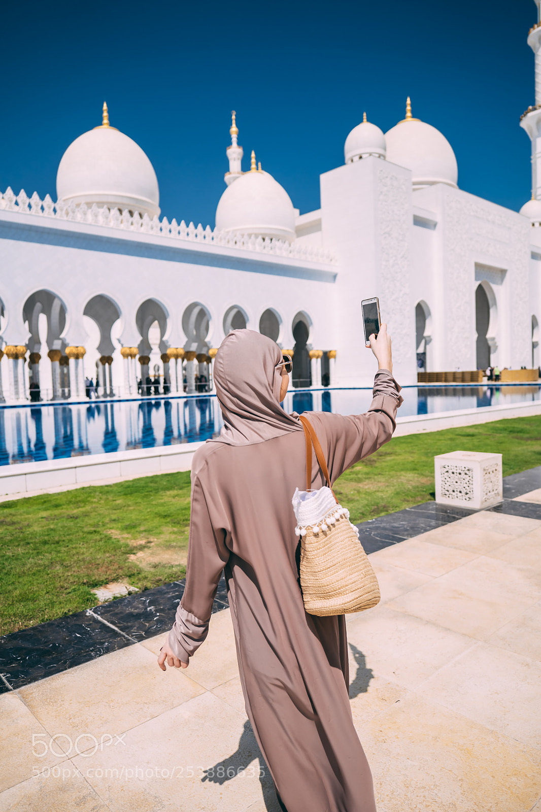 Leica SL (Typ 601) sample photo. Abu dhabi sheikh zayed photography