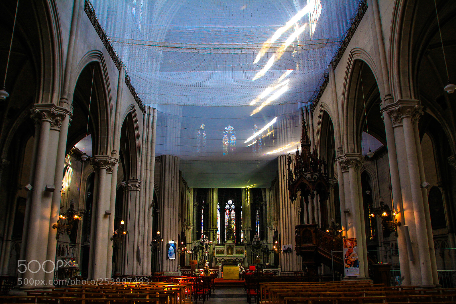 Canon EOS 600D (Rebel EOS T3i / EOS Kiss X5) sample photo. Lille - eglise du photography