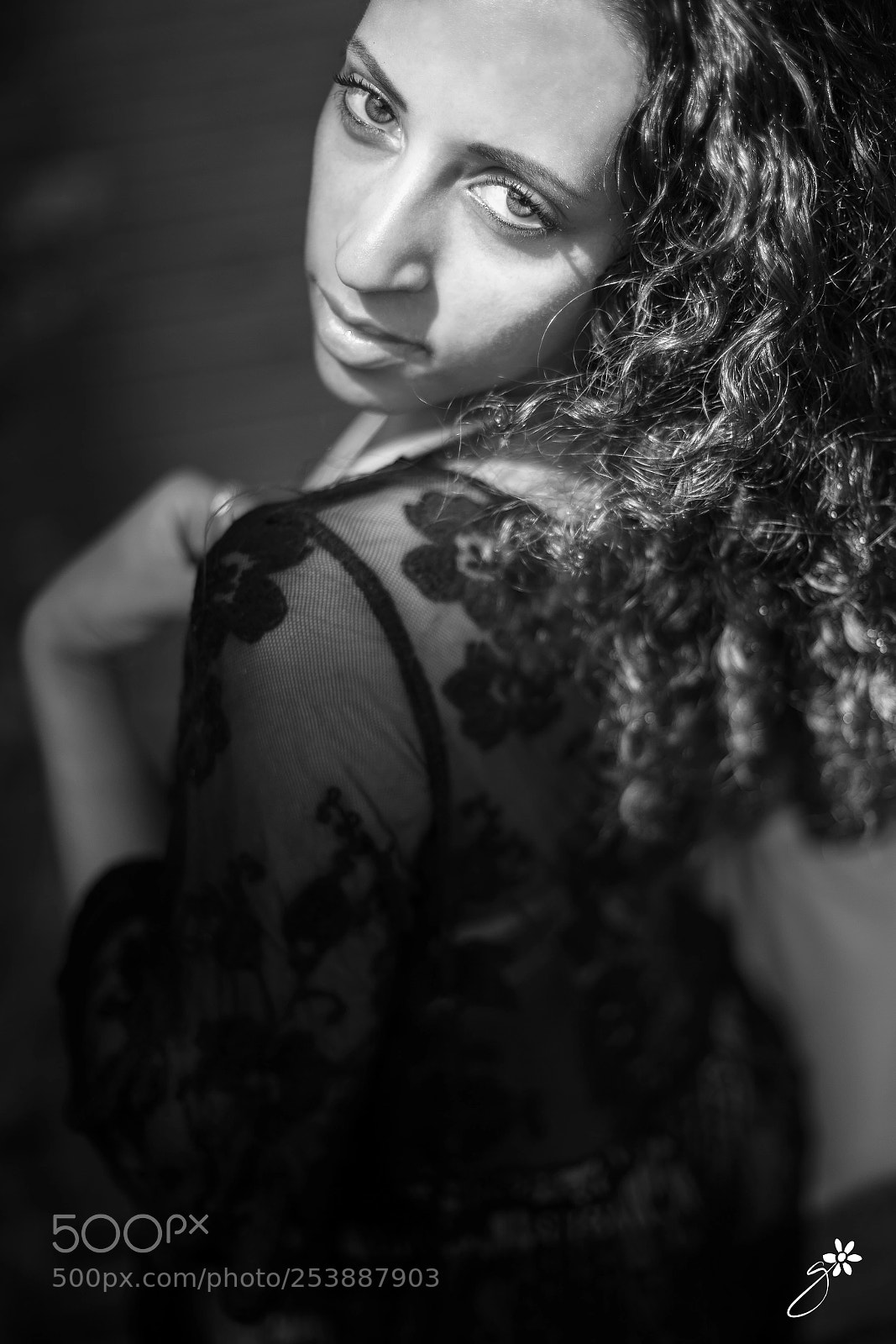 Canon EOS 5D Mark II sample photo. Regard de braise photography
