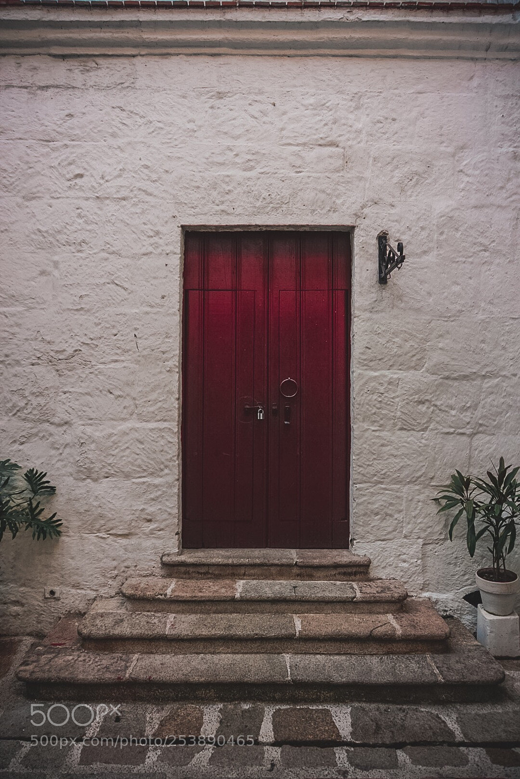 Sony a6000 sample photo. The minute you closed photography