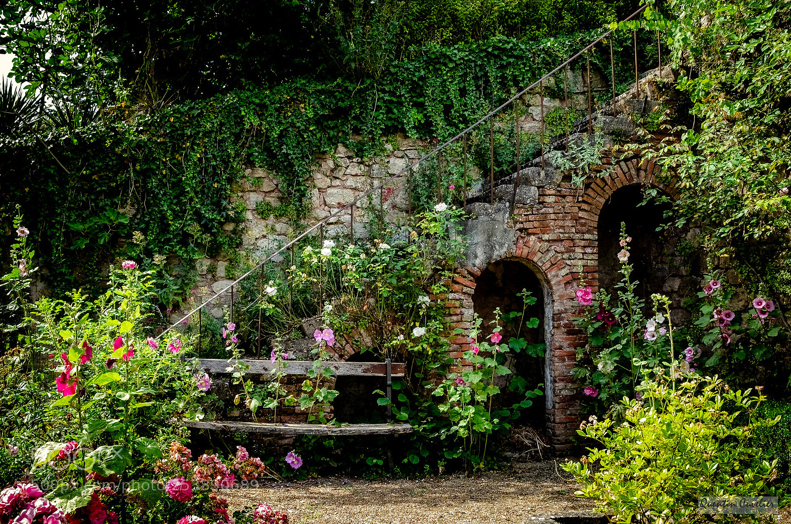 Nikon D7000 sample photo. Hautefort - dordogne photography