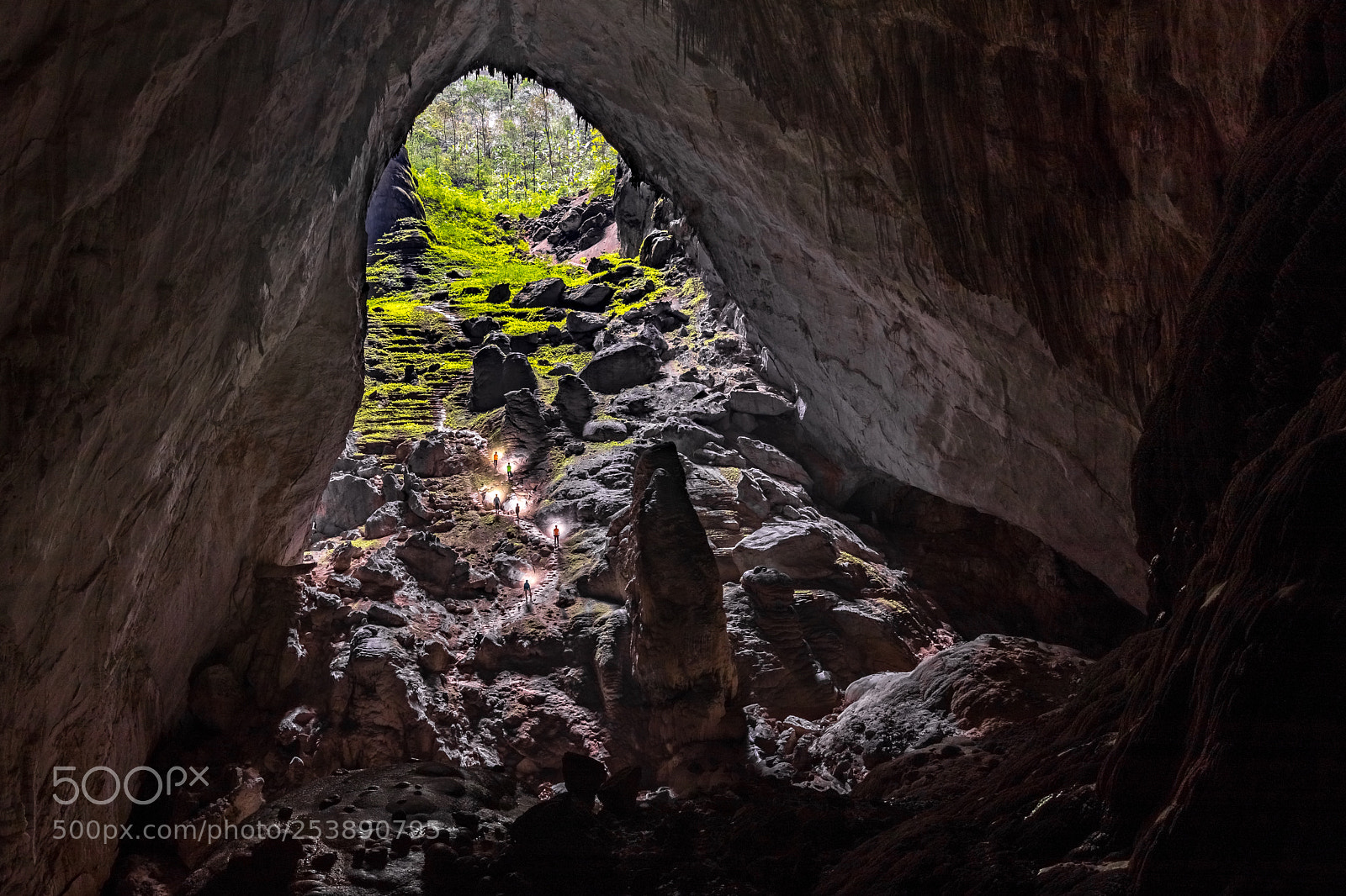 Canon EOS 5D Mark IV sample photo. Trek through son doong photography