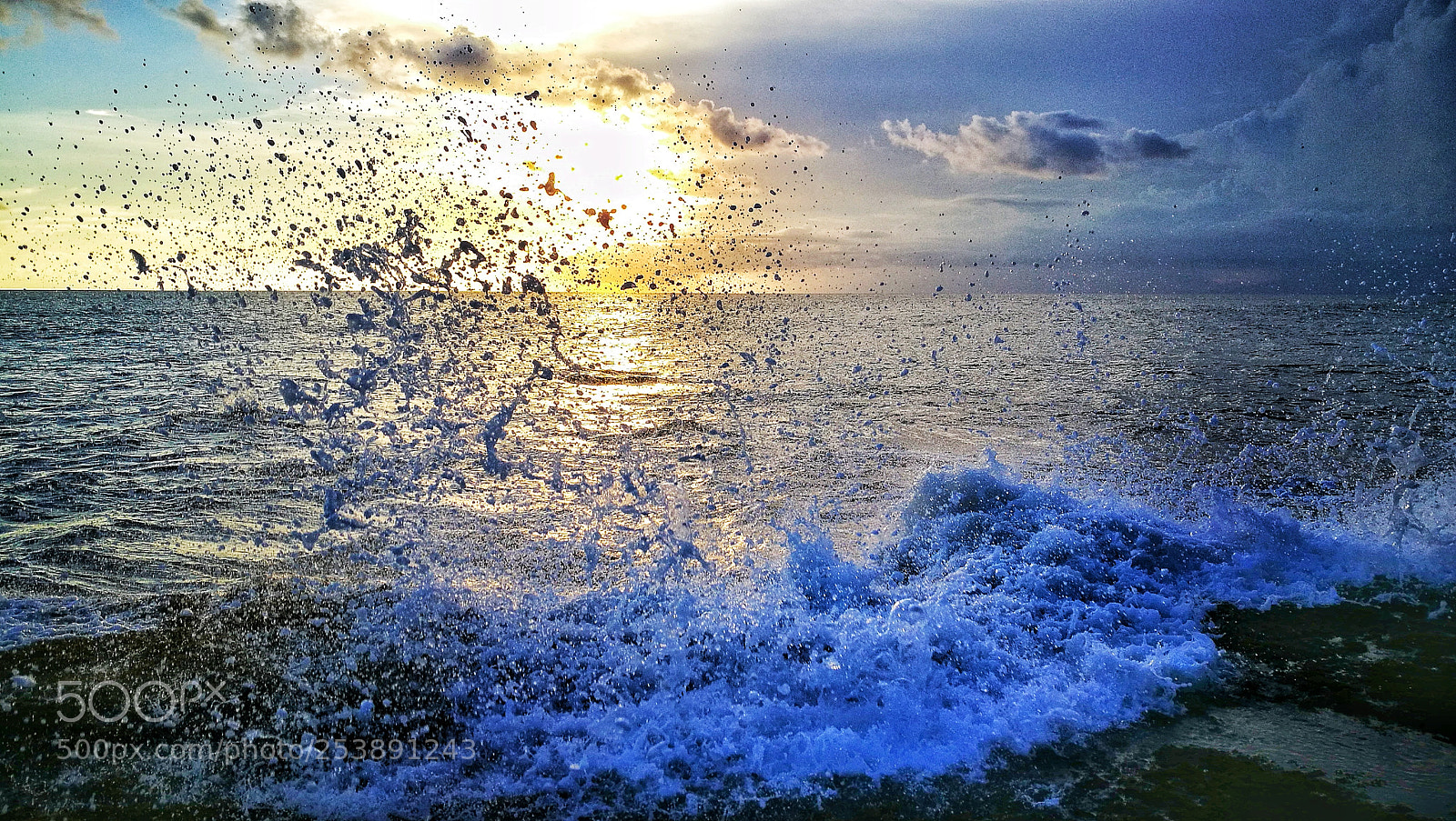 HUAWEI P9 sample photo. Ocean wave photography