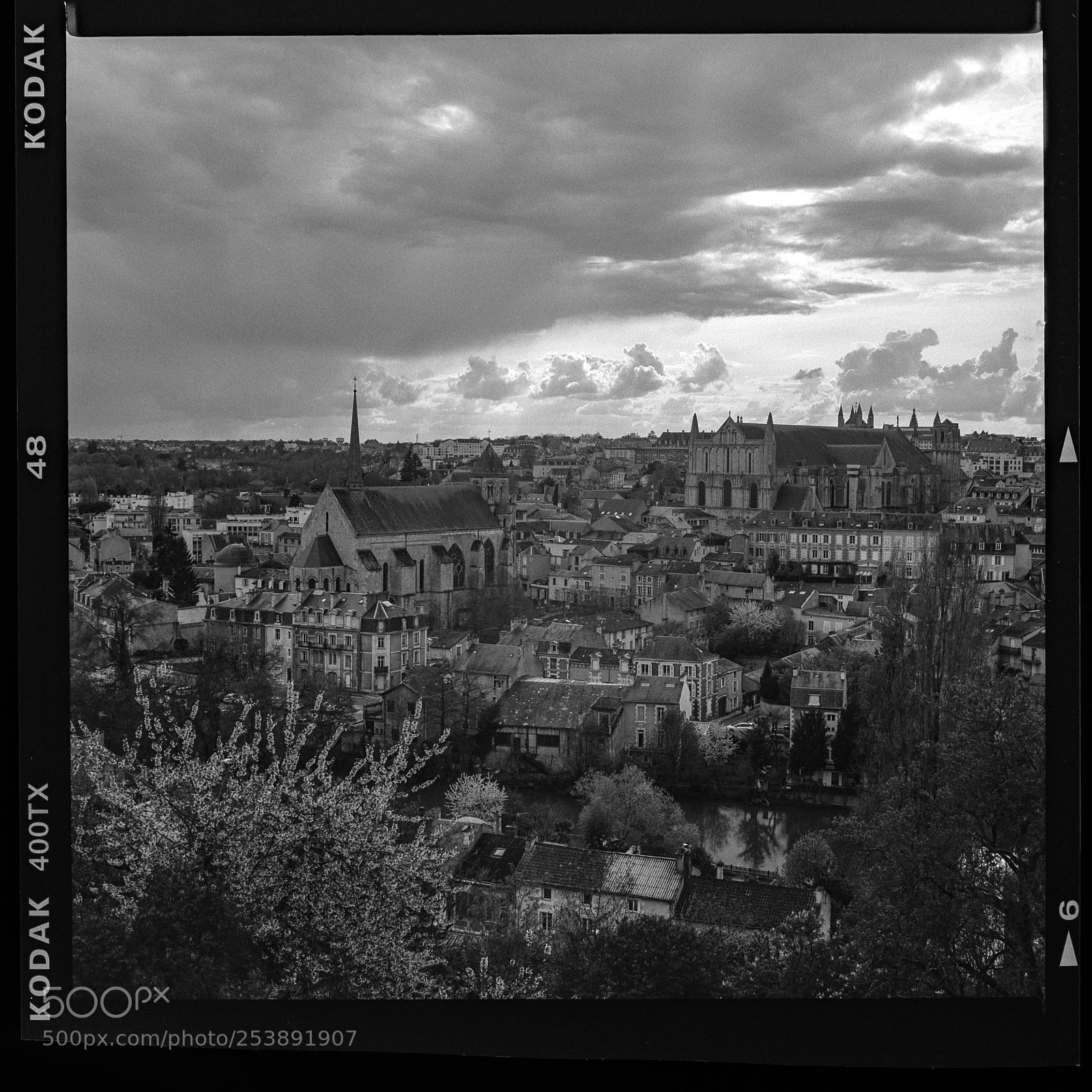 Nikon D610 sample photo. Poitiers photography