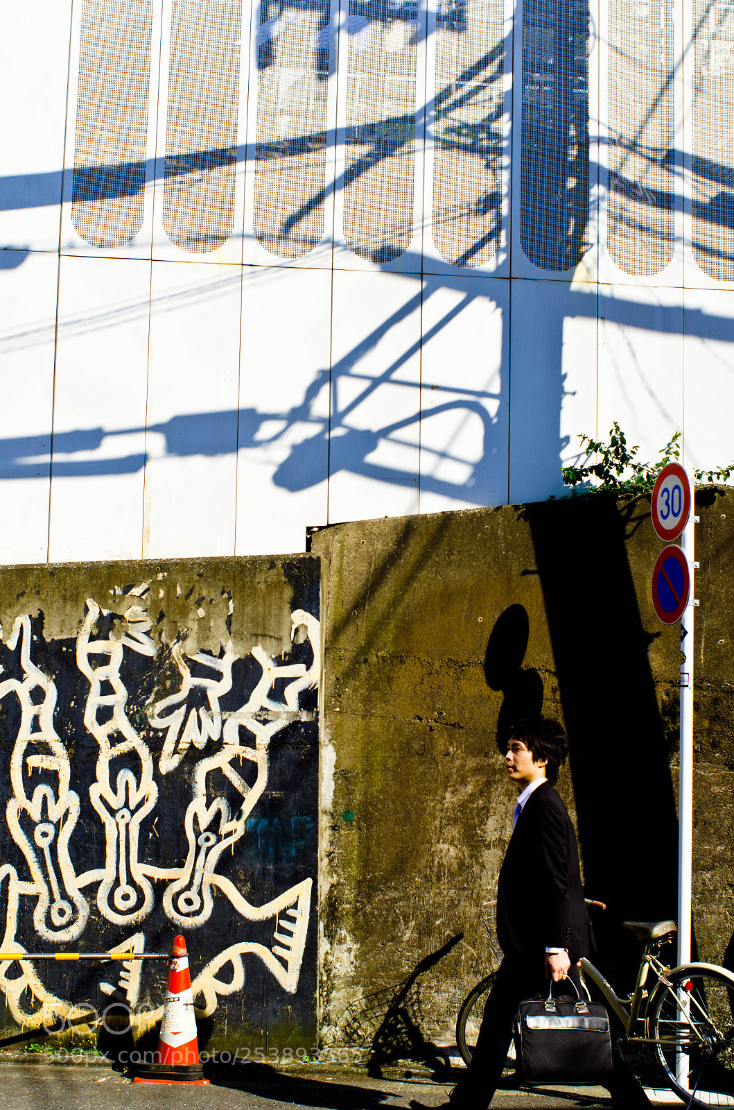 Nikon D7000 sample photo. Omotesando geometry lines photography