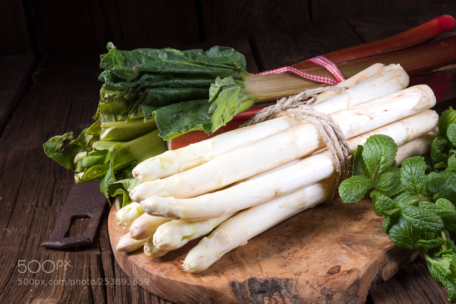 Nikon D810 sample photo. Delicious white asparagus photography