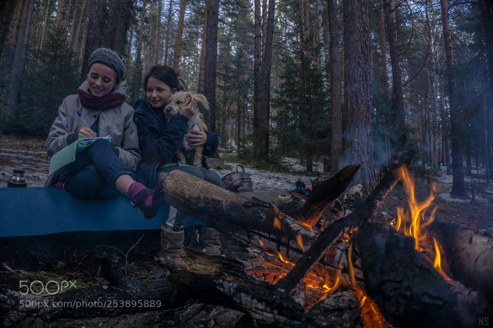 Sony a6000 sample photo. Посиделки у костра photography