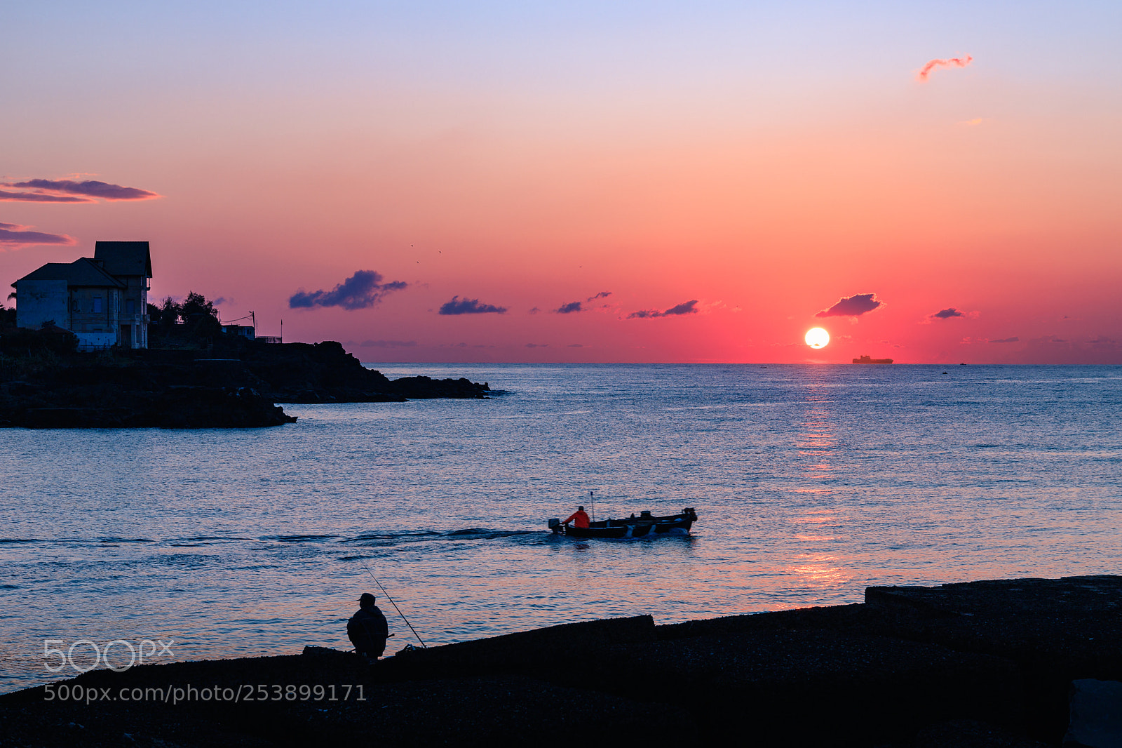 Canon EOS 6D Mark II sample photo. Fisherman at the gates photography