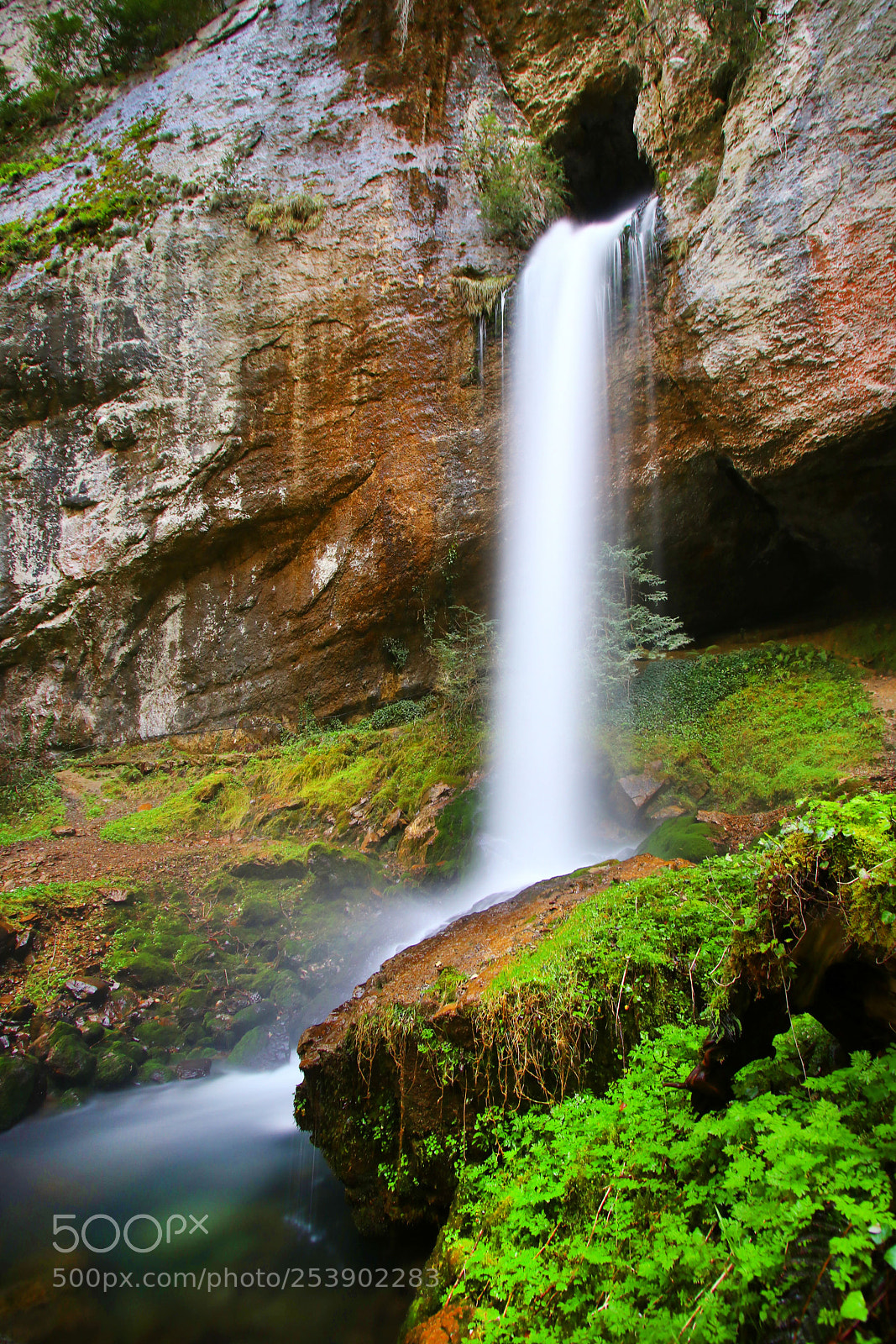 Canon EOS 80D sample photo. Cascade des gorges de photography