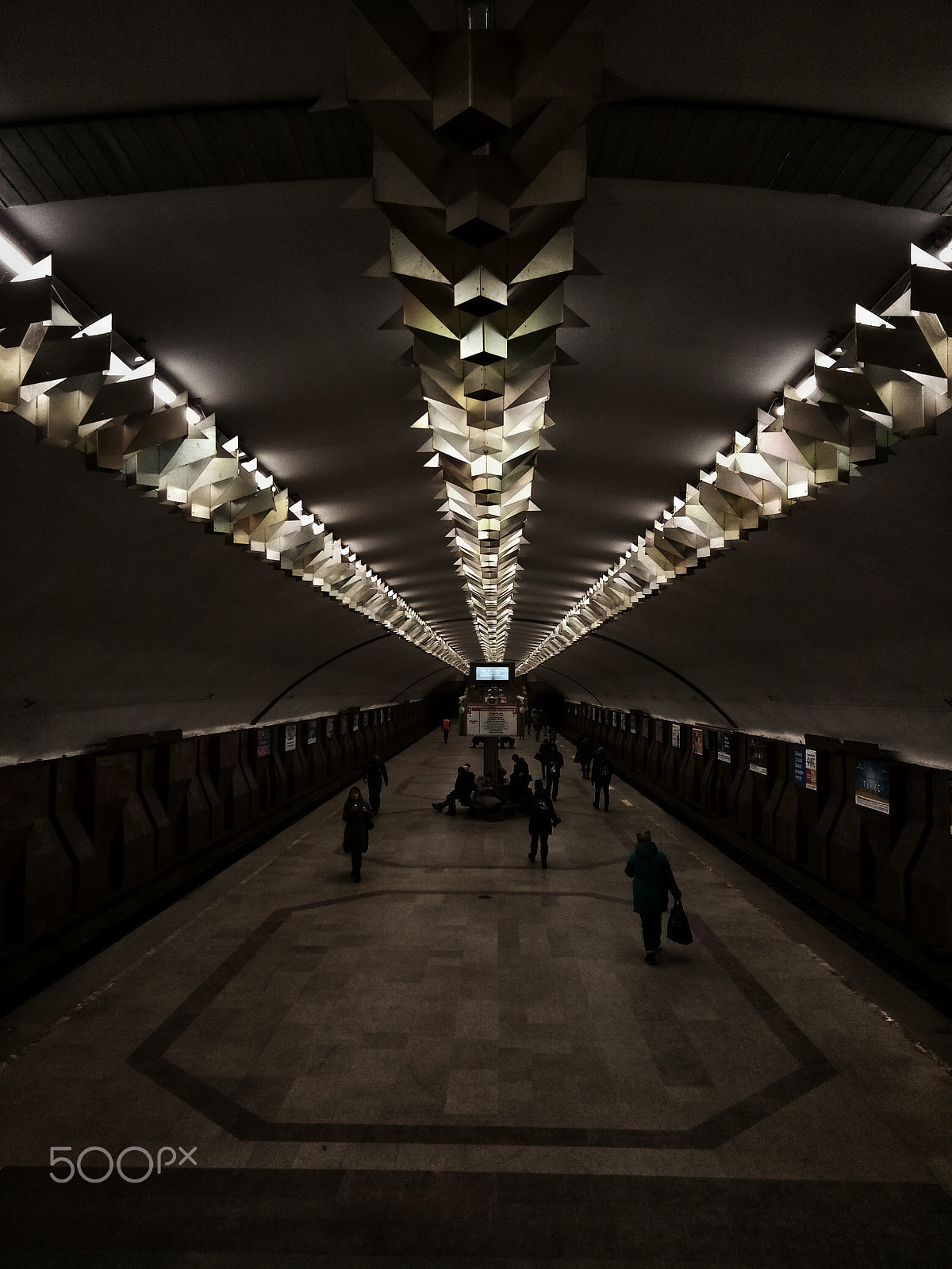 Meizu M5 sample photo. Midniht underground photography