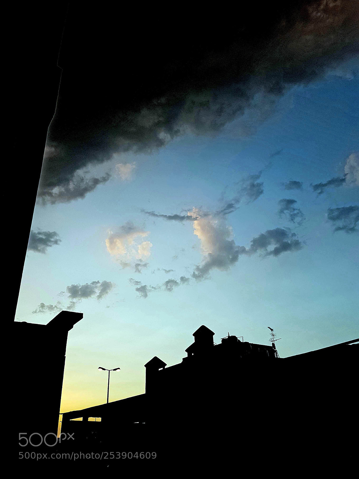 Samsung Galaxy S7 sample photo. Walking clouds photography