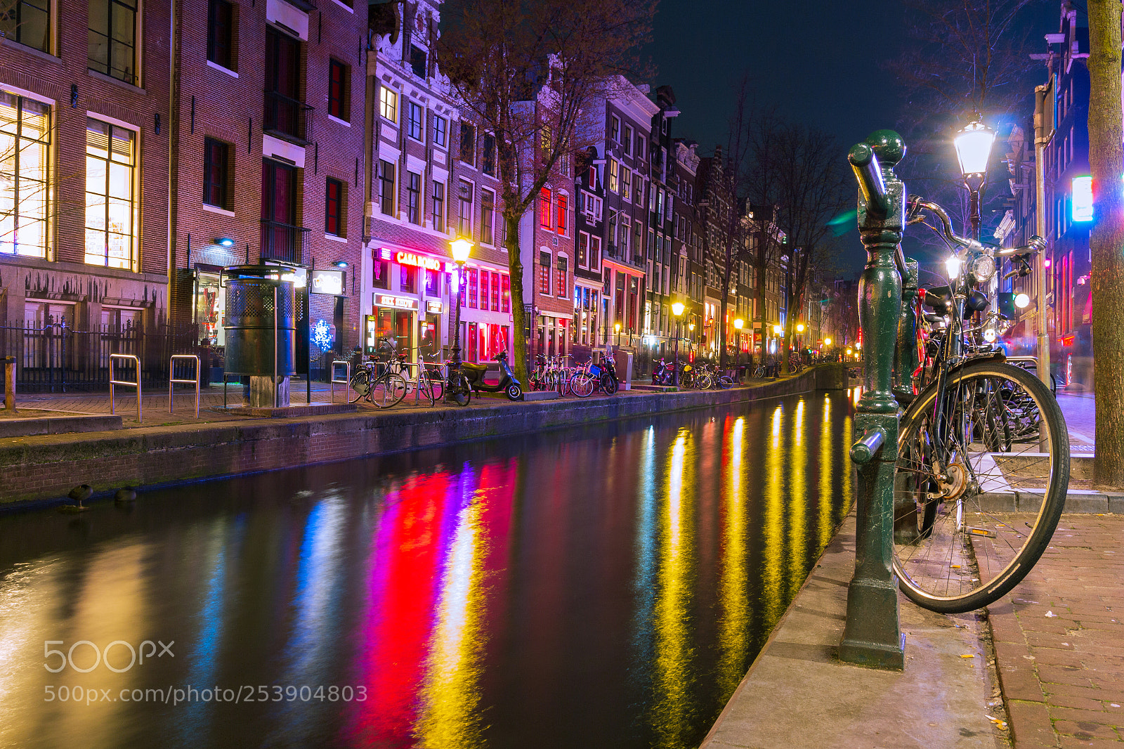 Canon EOS 700D (EOS Rebel T5i / EOS Kiss X7i) sample photo. Amsterdam bike photography