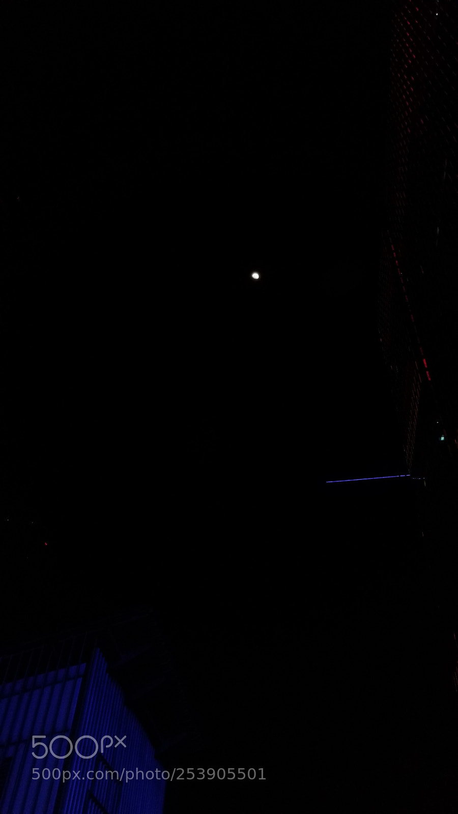 Samsung Galaxy S8 sample photo. Moon photography