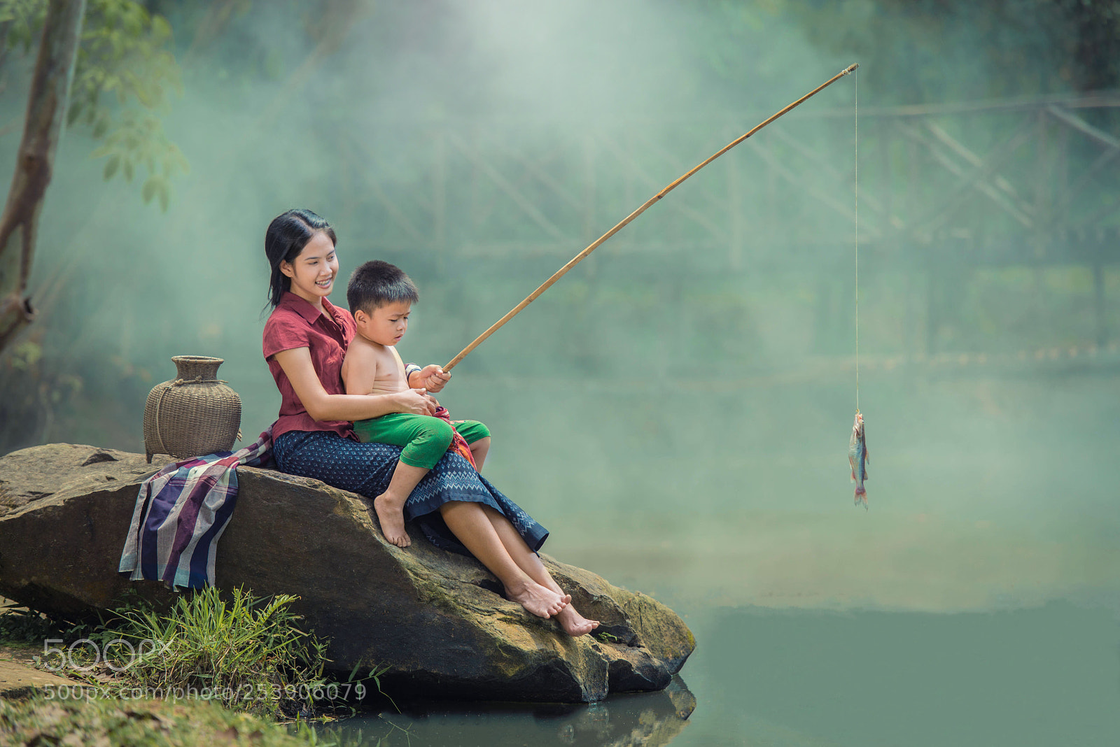 Nikon D610 sample photo. Asian women sit fishing photography