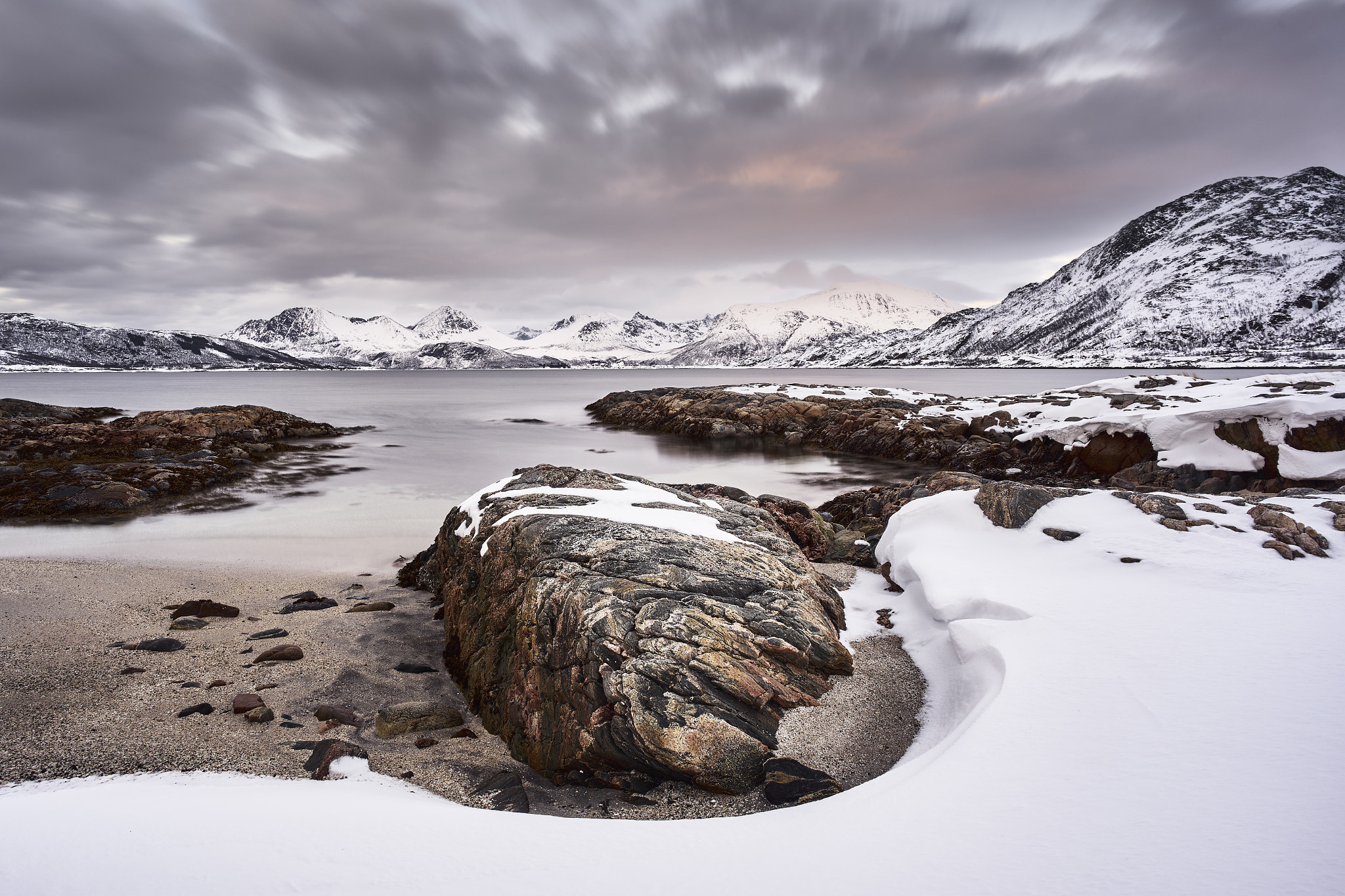 ZEISS Batis 18mm F2.8 sample photo. Cold norway photography