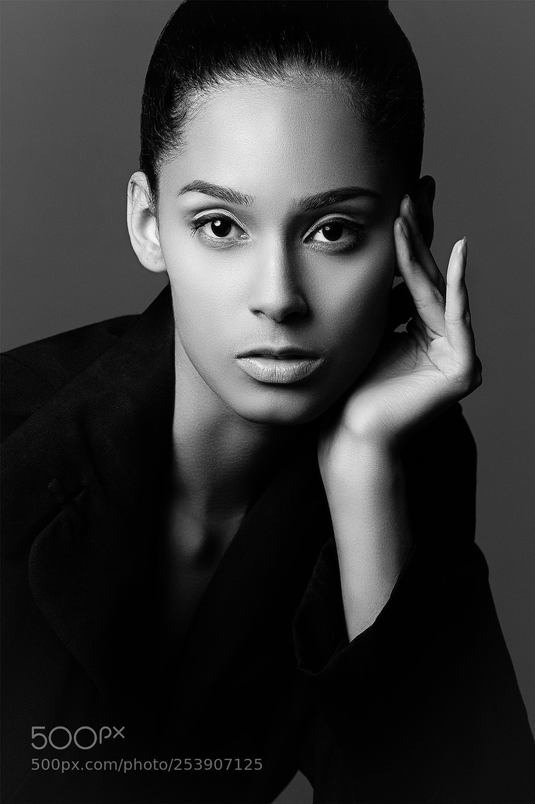 Canon EOS 5D Mark II sample photo. Portraits photography