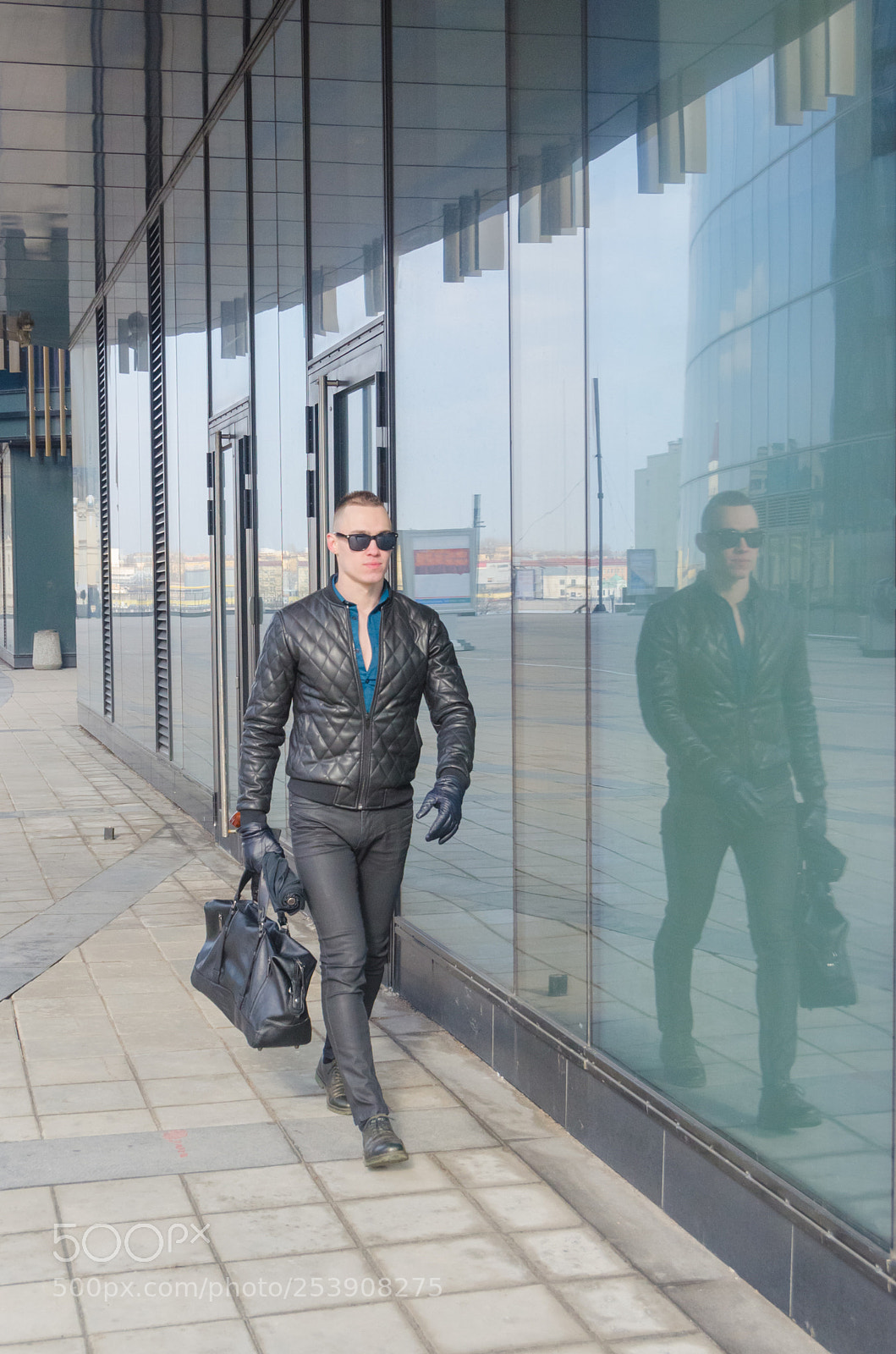 Nikon D7000 sample photo. Brutal man in a photography
