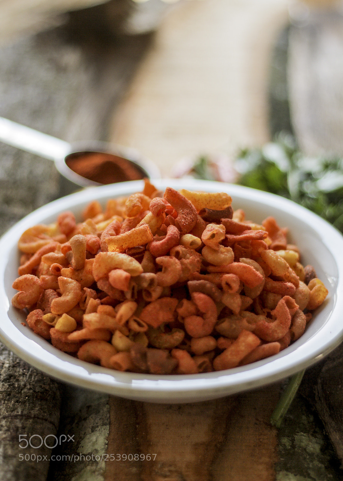 Canon EOS 7D sample photo. Spicy crunch macaroni with photography
