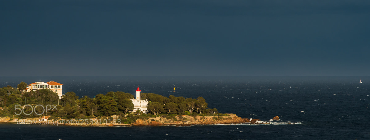 Pentax K-500 sample photo. Phare d'agay - orage photography
