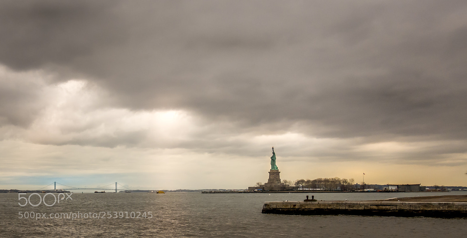 Sony Cyber-shot DSC-RX100 IV sample photo. Verrazzano bridge & liberty island photography