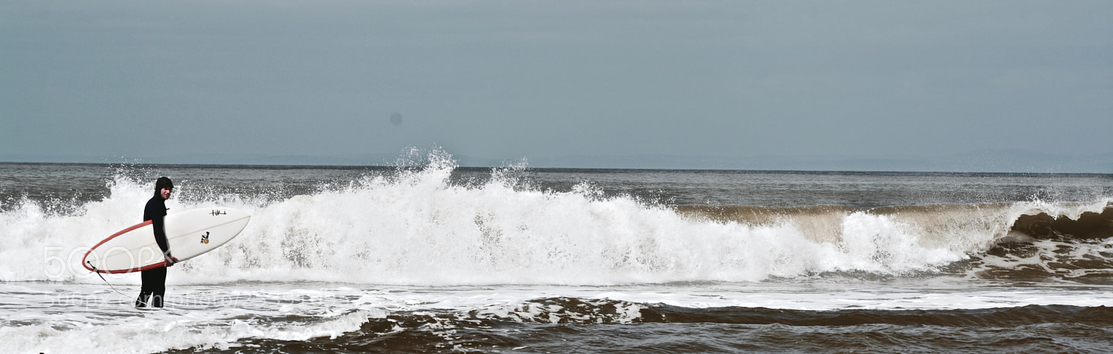 Nikon D5200 sample photo. Waiting for the surf photography