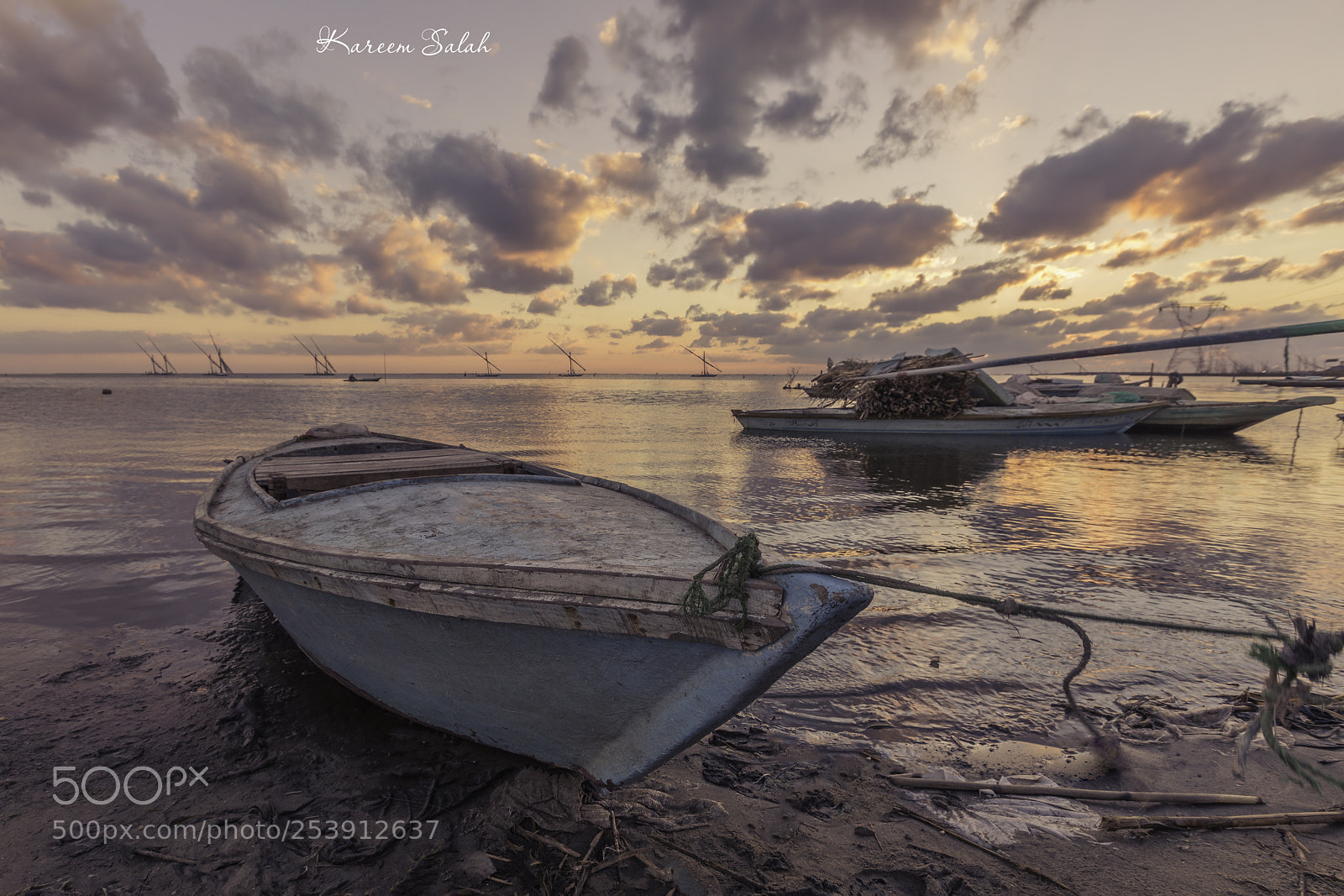 Canon EOS 5D Mark IV sample photo. The dreamy boat photography