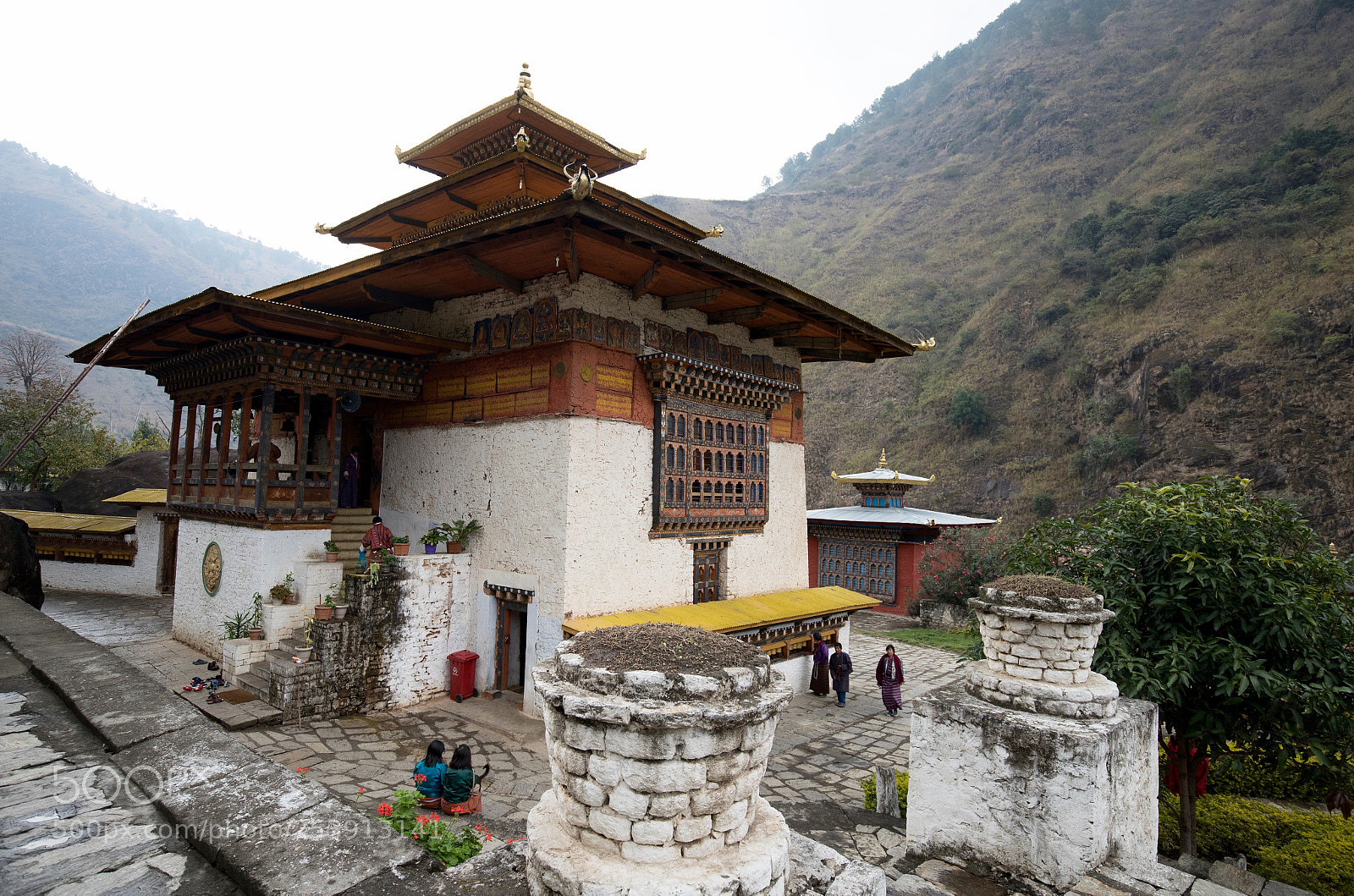 Canon EOS-1D X Mark II sample photo. Dzong 3 photography