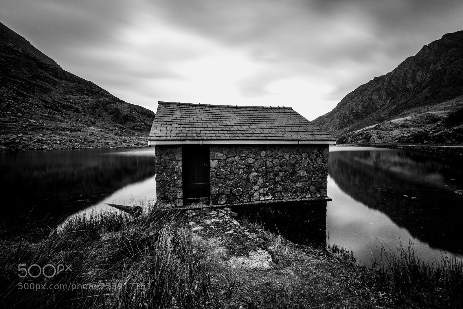 Nikon D7100 sample photo. Llyn ogwen boathouse photography