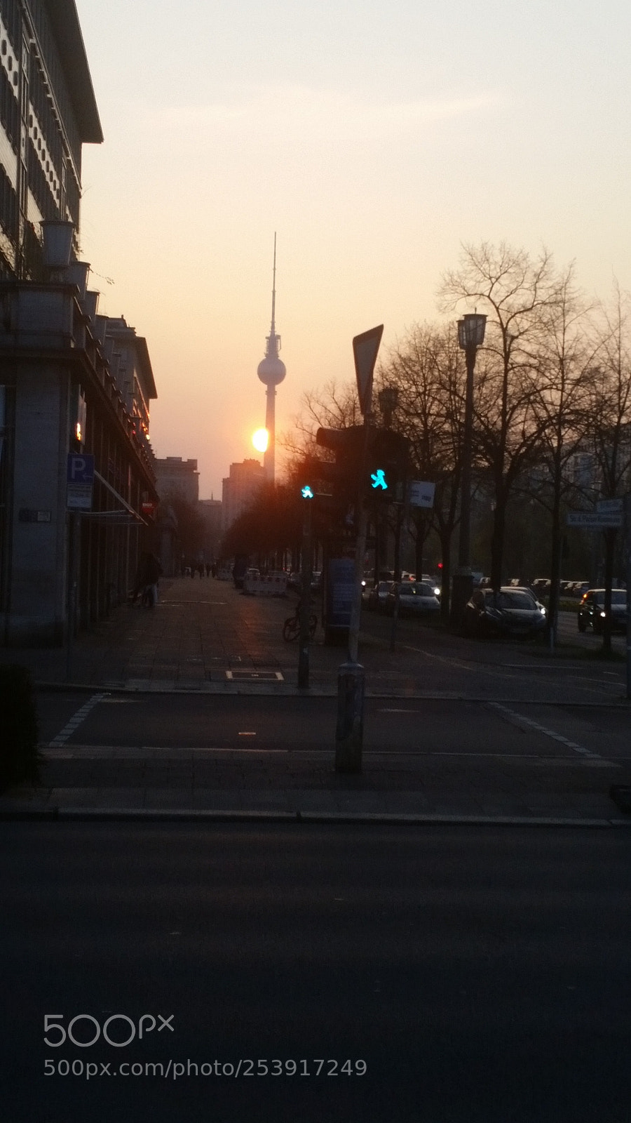 Samsung Galaxy S5 sample photo. Berlin abenddämmerung photography