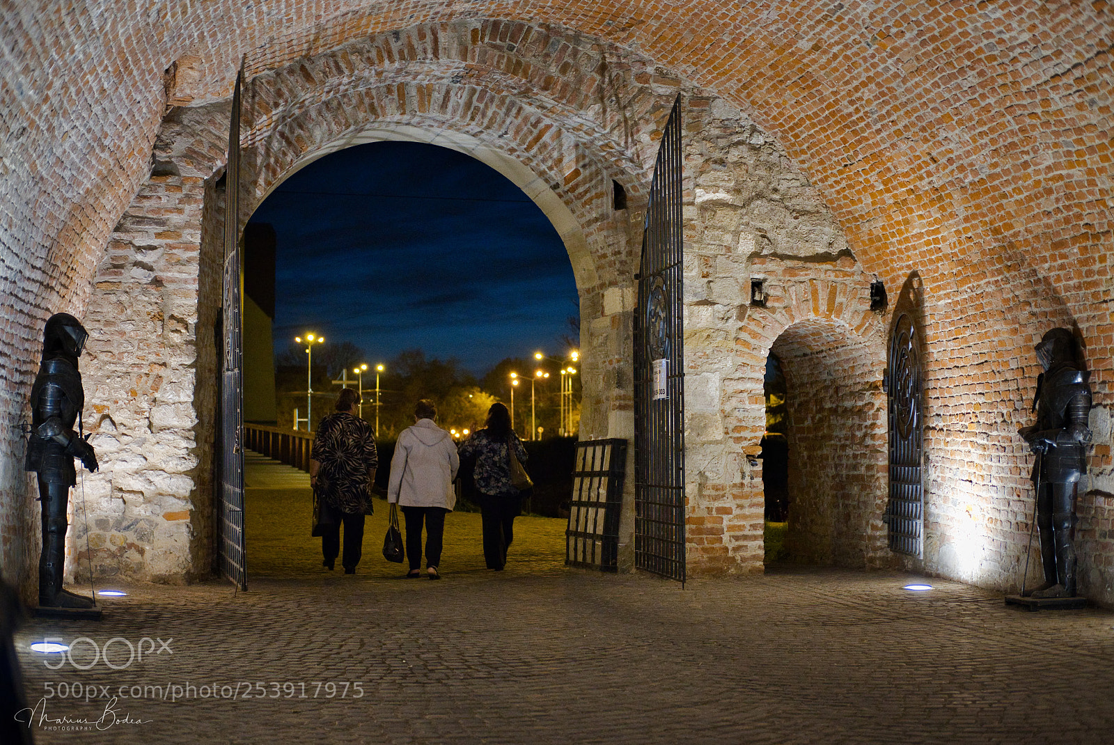 Fujifilm X-T2 sample photo. Leaving the fortress photography