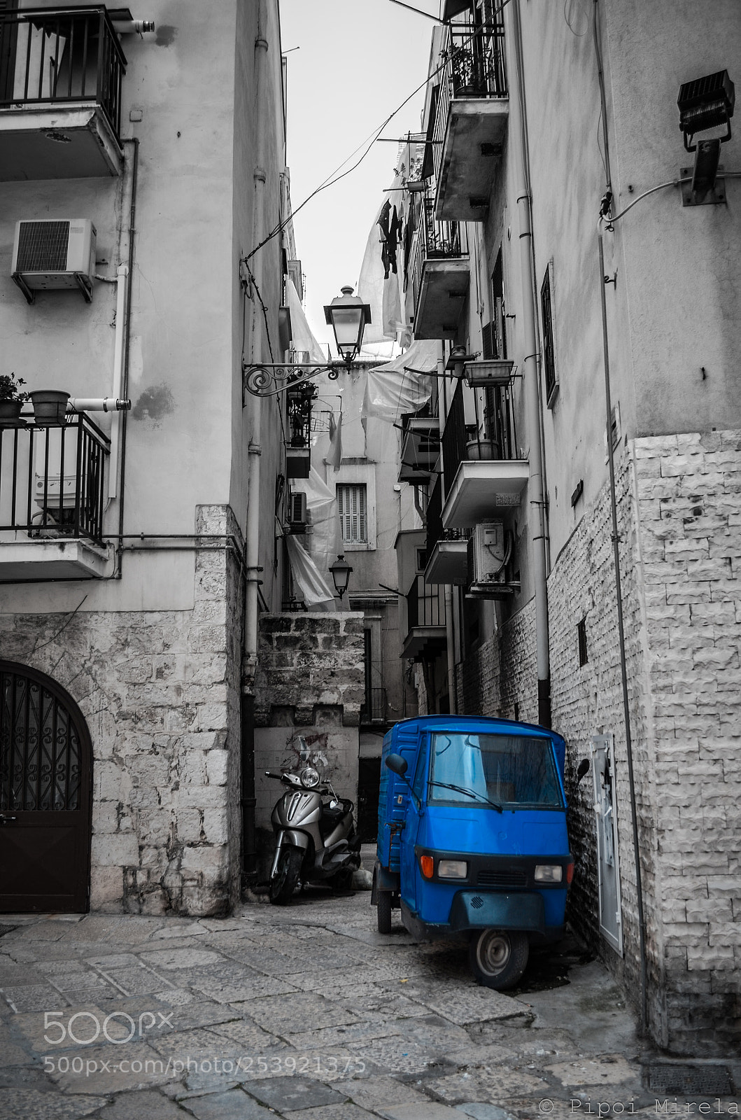 Nikon D5100 sample photo. Blue moto photography