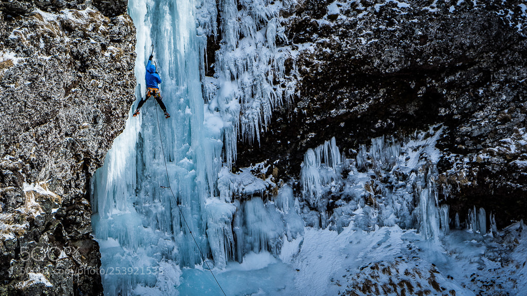 Sony a7 II sample photo. Ice climbing on otome-waterfall photography