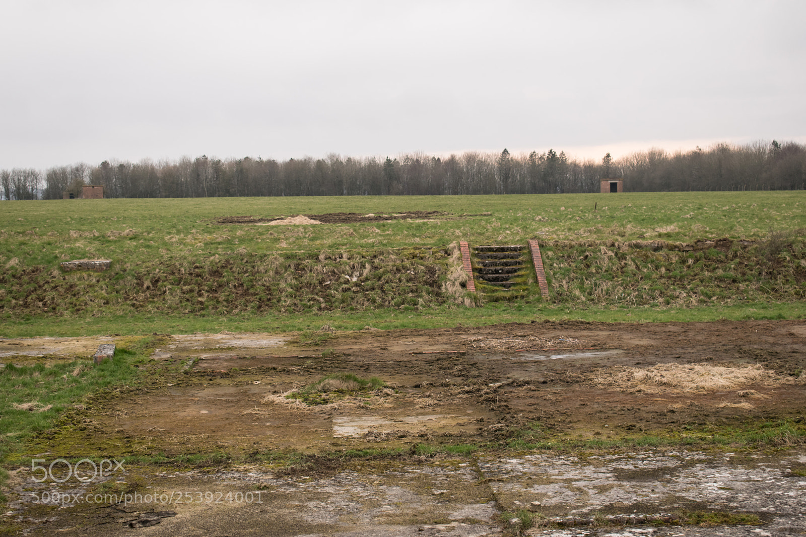 Nikon D5300 sample photo. Unfinished rotor station photography