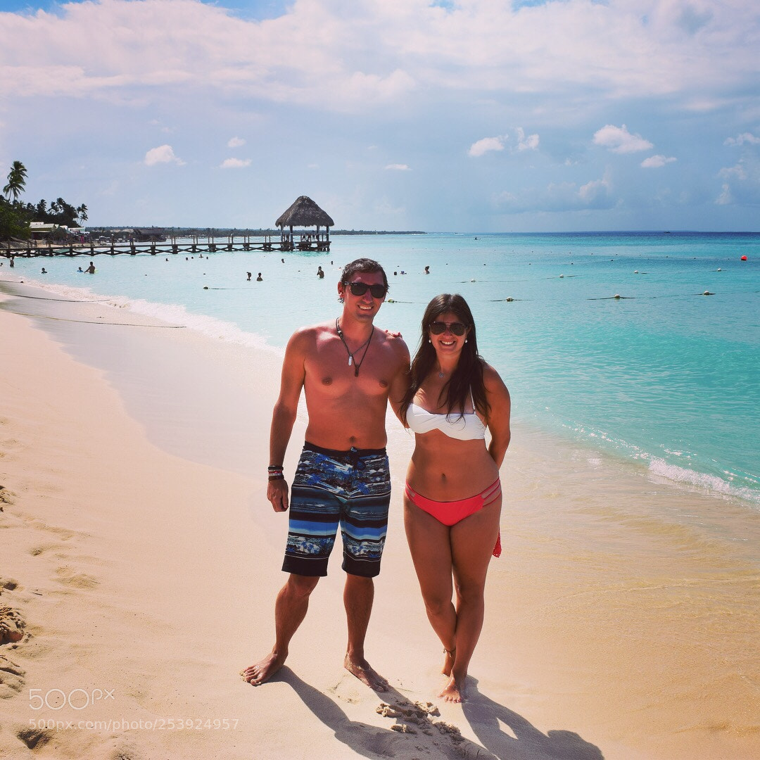 Nikon D5300 sample photo. Couple at the beach photography