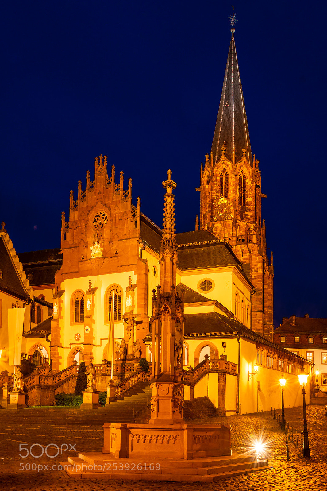 Nikon D7200 sample photo. Aschaffenburg stiftsplatz & stiftskirche photography