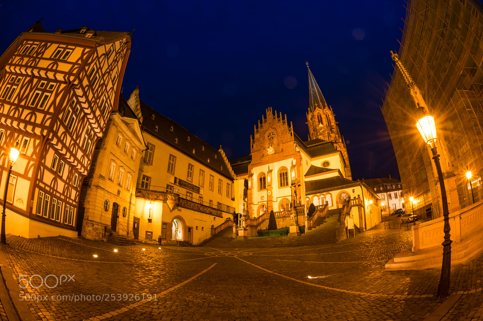 Nikon D7200 sample photo. Aschaffenburg stiftsplatz (fisheye) photography