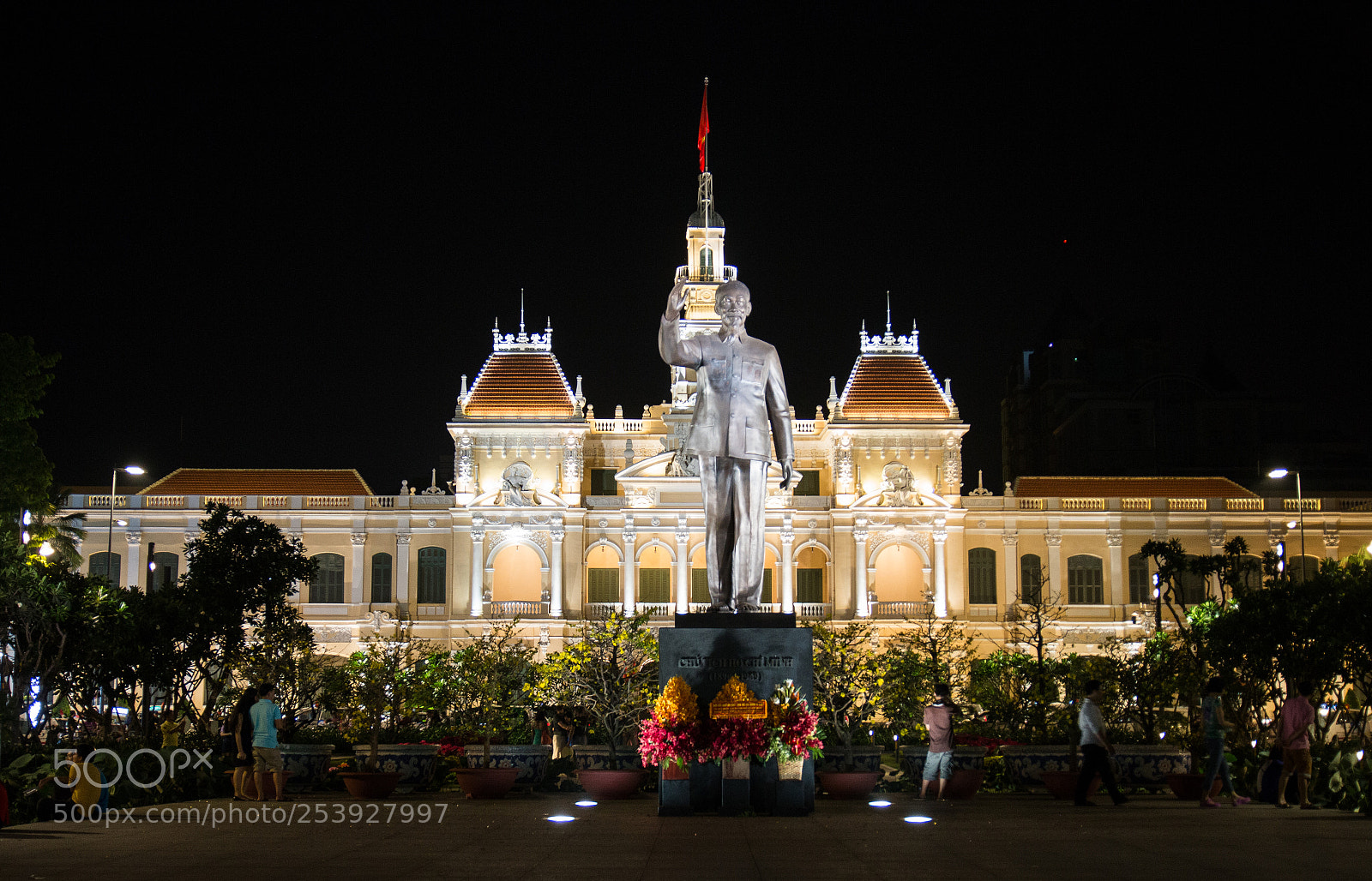 Canon EOS 70D sample photo. Town hall saigon photography