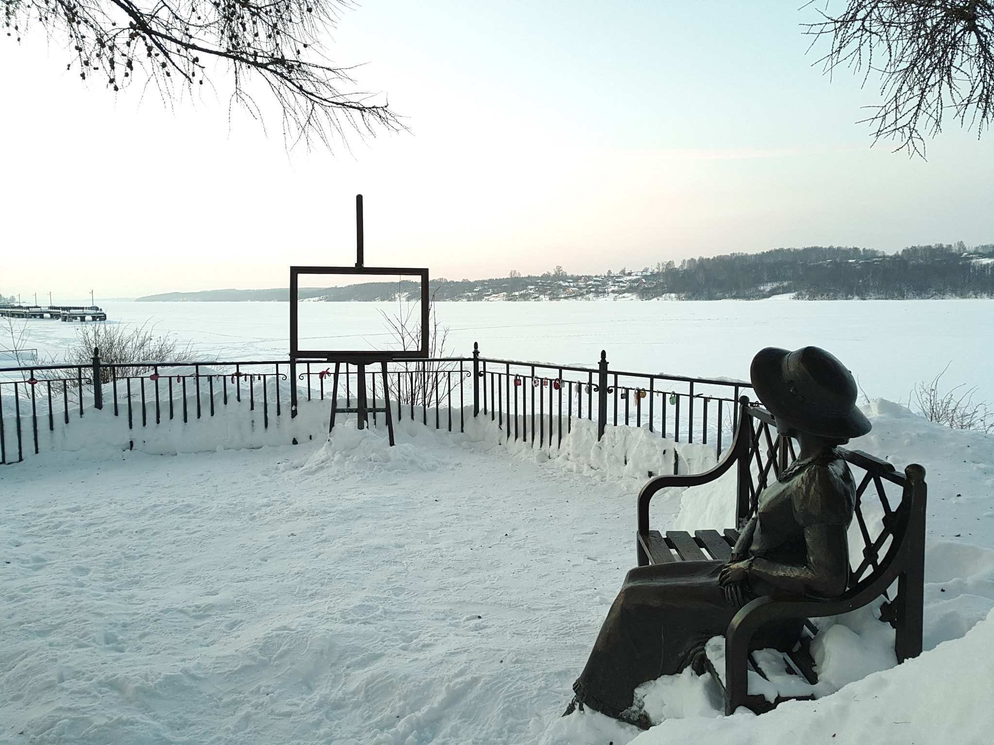 Meizu PRO 6 Plus sample photo. Reach. the volga is covered with ice. photography