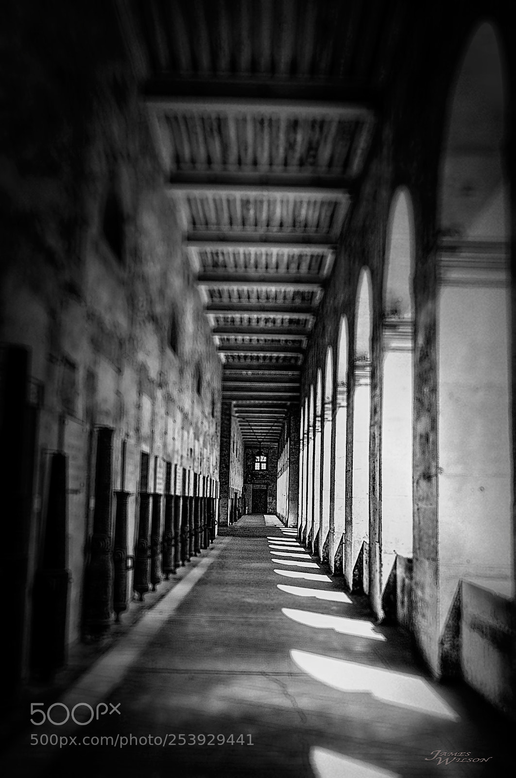 Pentax K-5 sample photo. Invaldes hallway photography