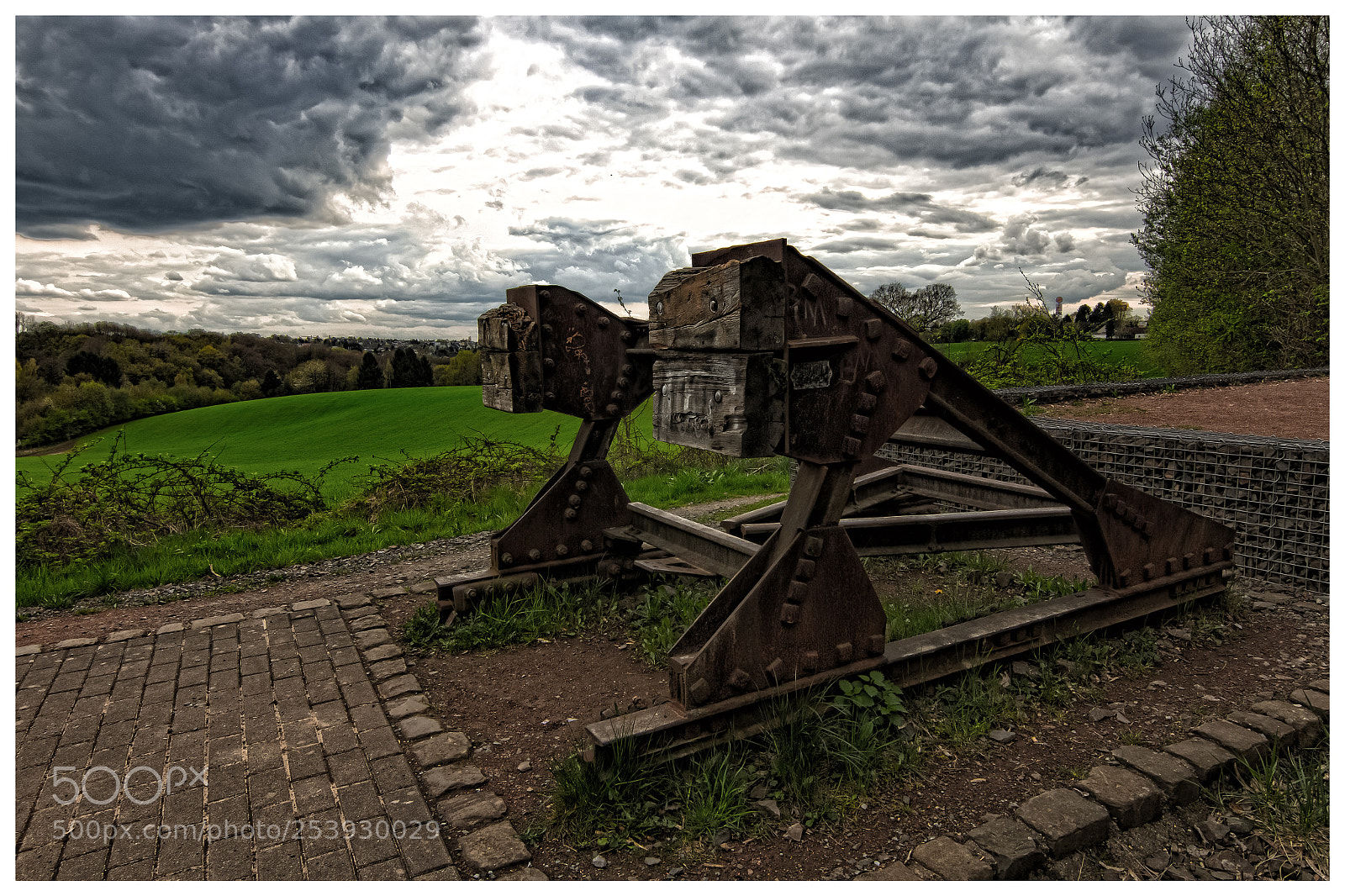 Canon EOS 700D (EOS Rebel T5i / EOS Kiss X7i) sample photo. Der rambock am rande photography