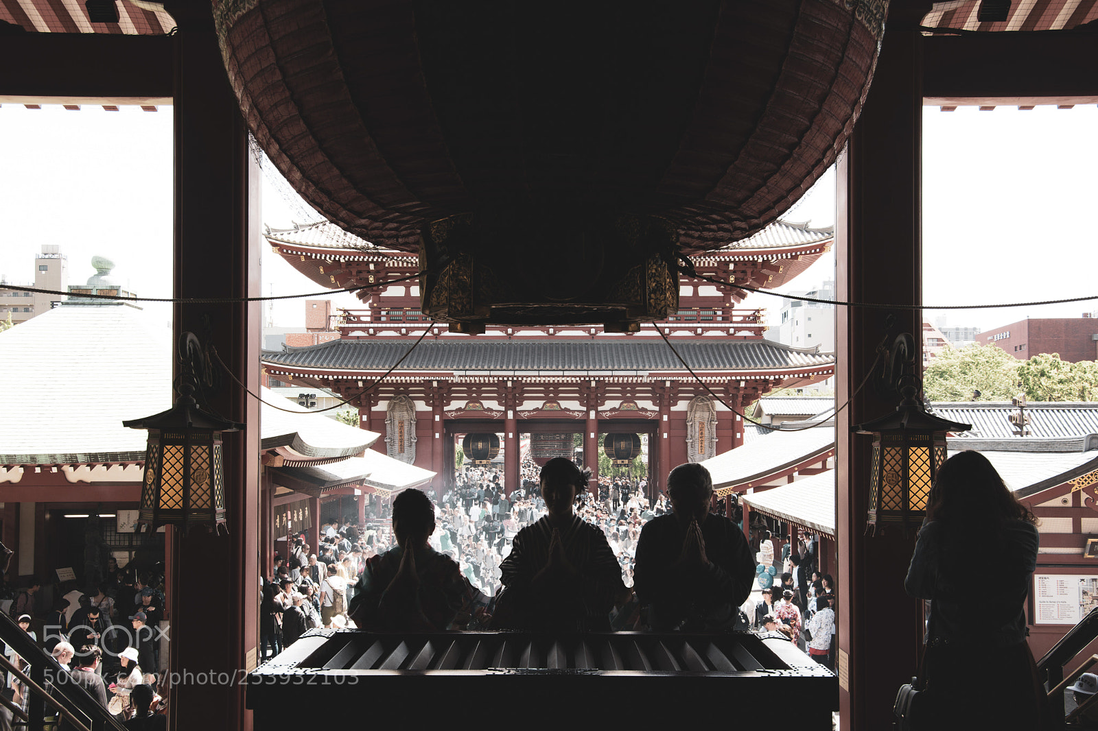 Nikon D7100 sample photo. Praying in sensō-ji photography