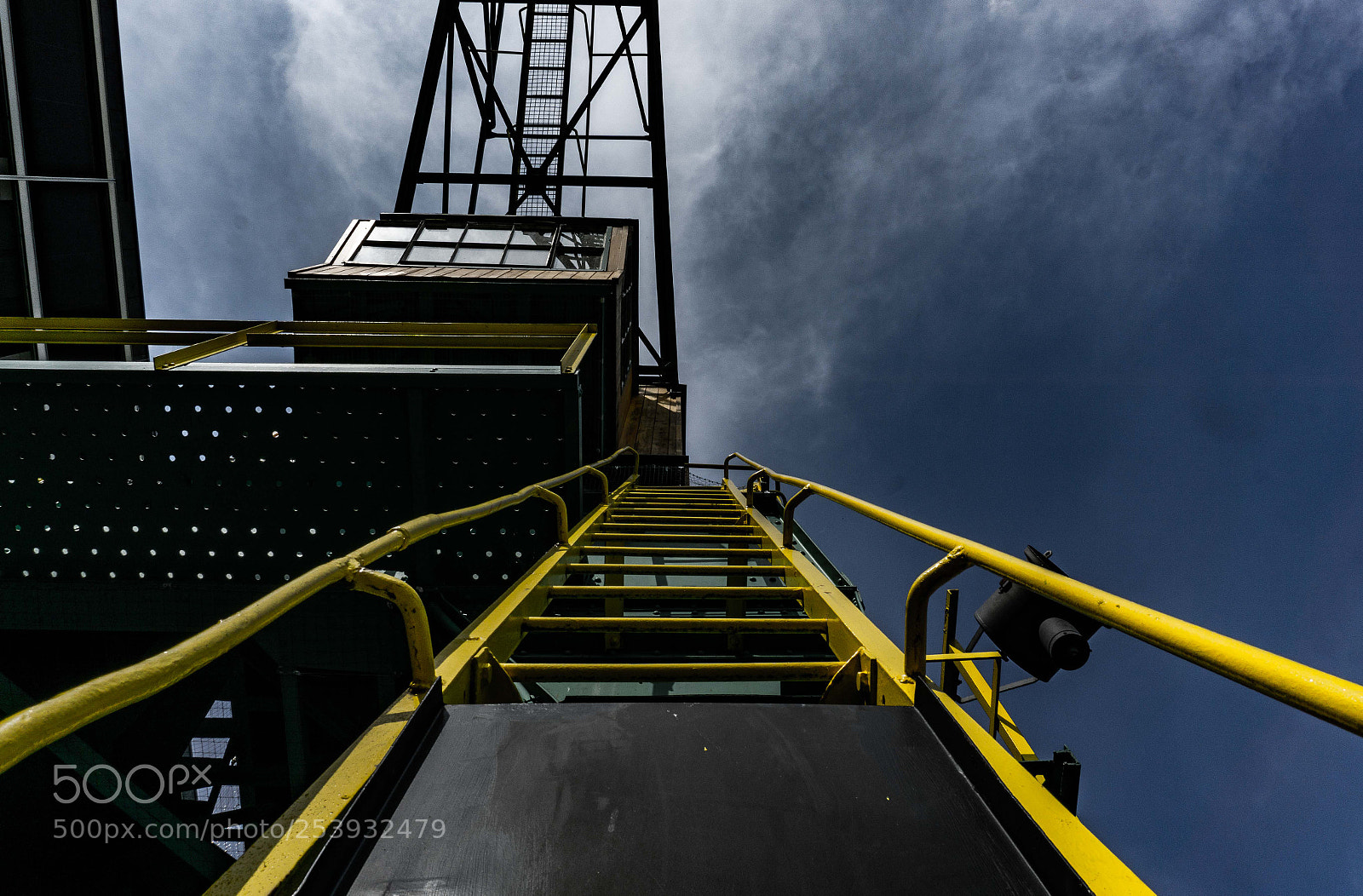 Sony a6000 sample photo. Going up the yellow photography