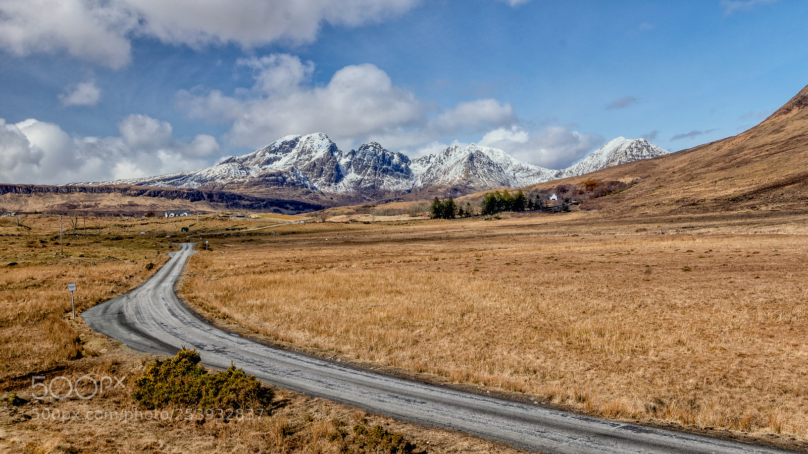 Canon EOS 77D (EOS 9000D / EOS 770D) sample photo. Road to the mountains photography