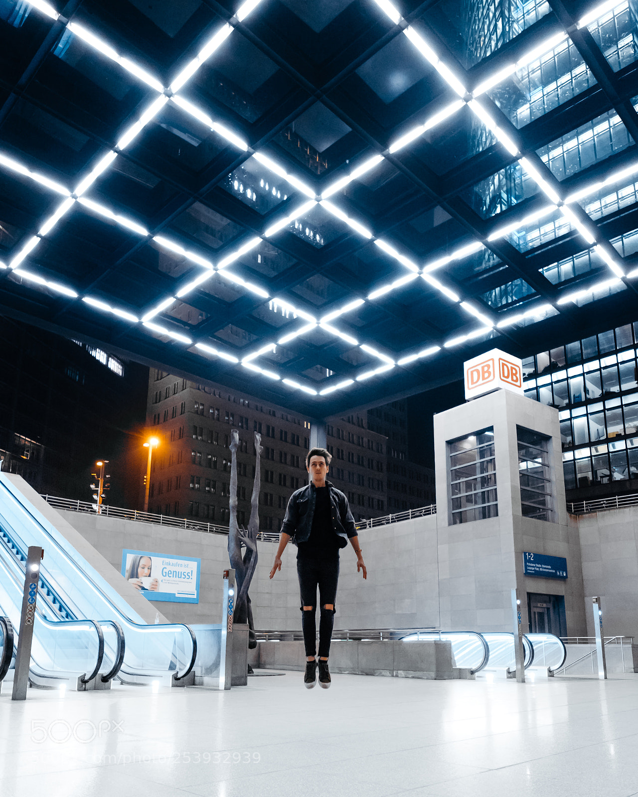 Fujifilm X-T1 sample photo. Jump photography
